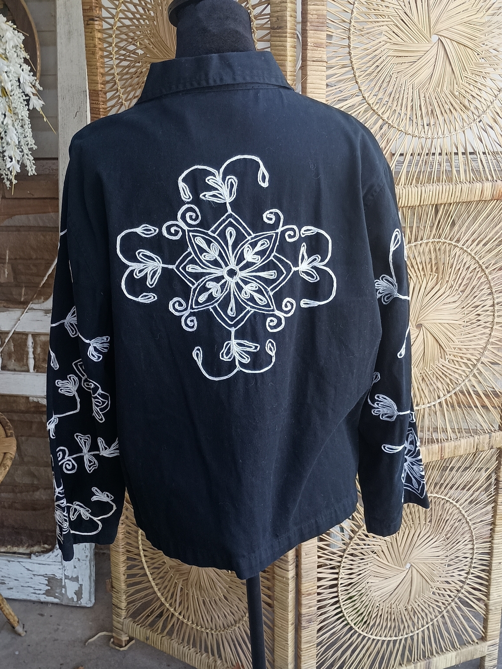 New Directions Black 100% Cotton Jacket with White Floral Embroidery_XL